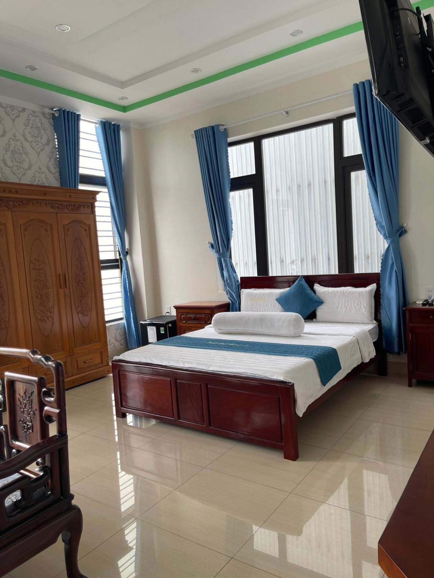 Anh Tuấn Hotel&Coffee - Pleiku, Gia Lai Ngoại thất bức ảnh
